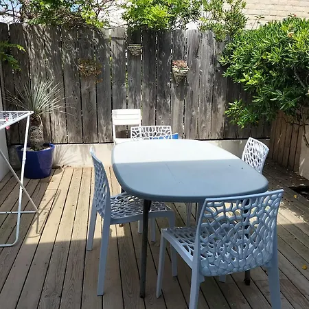 4 Personnes Au Calme דירה הייר